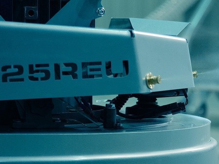 Шлифовально-полировальная машина на дистанционном управлении Lavina® 25REU ELIT